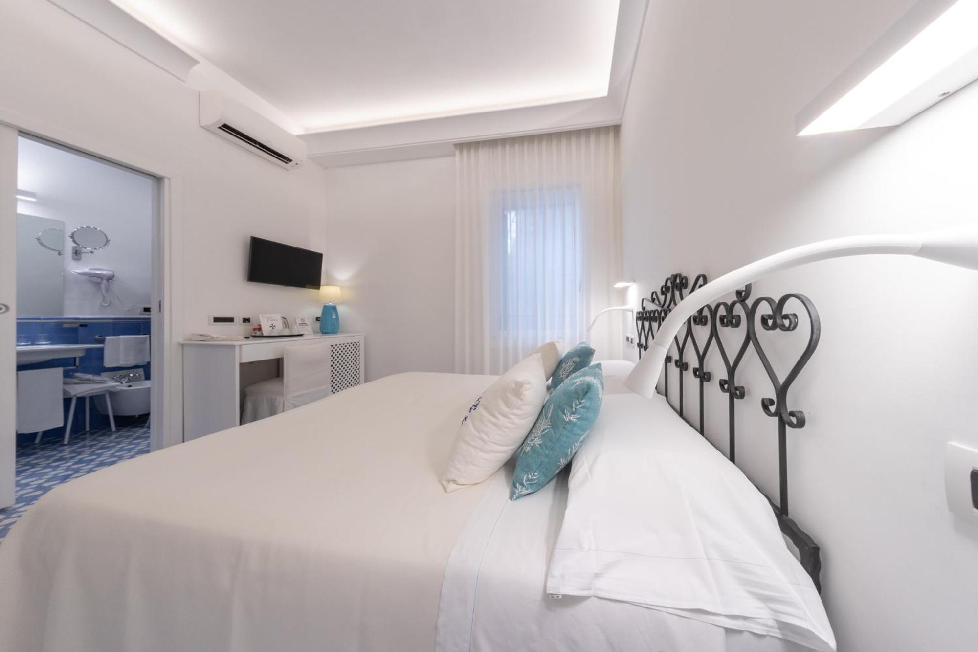 Aurora Hotel Amalfi